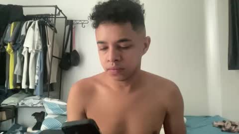 Snapshot of dotadinha chatting on 04/23/26, 01:57 dotadinha online show from 04/23/26, 01:57