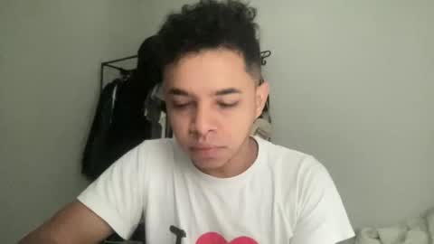 Snapshot of dotadinha chatting on 04/27/26, 12:58 dotadinha online show from 04/27/26, 12:58