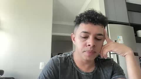 Snapshot of dotadinha chatting on 05/04/26, 06:48 dotadinha online show from 05/04/26, 06:48