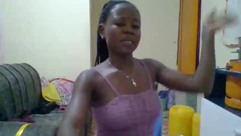 Snapshot of dottletop chatting on 02/14/25, 07:44 dottletop online show from 02/14/25, 07:44