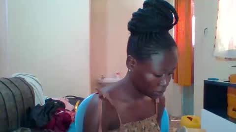 Snapshot of dottletop chatting on 02/21/25, 08:40 dottletop online show from 02/21/25, 08:40