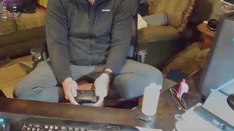 Snapshot of dotyoureyezez chatting on 11/28/25, 11:51 DotYourEyezez online show from 11/28/25, 11:51