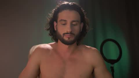 Snapshot of double_luckystrike chatting on 10/05/25, 10:13 Keen online show from 10/05/25, 10:13