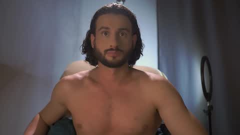 Snapshot of double_luckystrike chatting on 10/07/25, 03:42 Keen online show from 10/07/25, 03:42