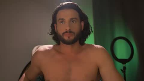 Snapshot of double_luckystrike chatting on 10/11/25, 03:54 Keen online show from 10/11/25, 03:54