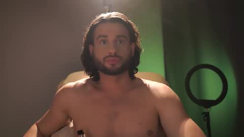 Snapshot of double_luckystrike chatting on 10/27/25, 07:12 Keen online show from 10/27/25, 07:12