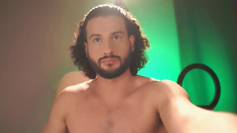 Snapshot of double_luckystrike chatting on 11/12/25, 09:58 Keen online show from 11/12/25, 09:58