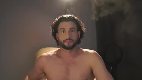 Snapshot of double_luckystrike chatting on 11/30/25, 06:45 Keen online show from 11/30/25, 06:45