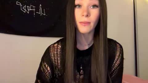 MOLLYYYY dont forget to give me a thumb up online show from 10/30/25, 05:31