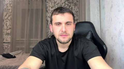 douglas_666 online show from 04/04/26, 07:55
