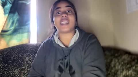 Snapshot of dove_love22 chatting on 11/29/25, 02:09 dove_love22 online show from 11/29/25, 02:09