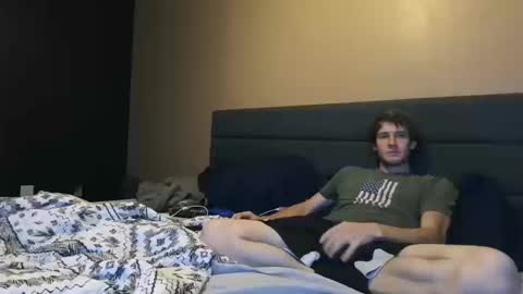 Snapshot of downforthemoney chatting on 10/20/25, 05:08 downforthemoney online show from 10/20/25, 05:08