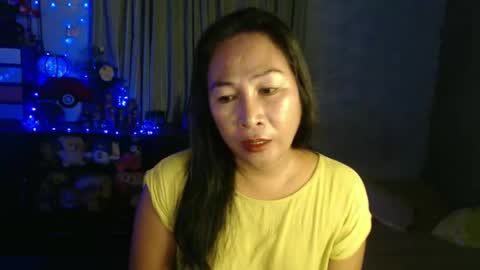 doyouwantme143 online show from 04/16/26, 04:08