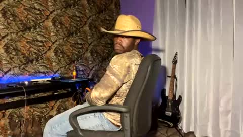 MrPirated online show from 12/21/24, 12:53