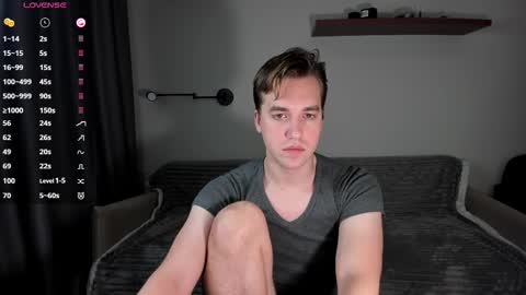 Snapshot of dr_your_dream chatting on 11/15/25, 10:37 Mervin online show from 11/15/25, 10:37