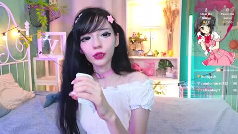 Snapshot of draculaura_ chatting on 12/05/24, 03:15 Draculaura online show from 12/05/24, 03:15