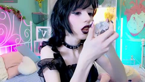 Snapshot of draculaura_ chatting on 12/29/24, 08:58 Draculaura online show from 12/29/24, 08:58
