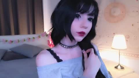 Snapshot of draculaura_ chatting on 02/16/25, 08:55 Draculaura online show from 02/16/25, 08:55