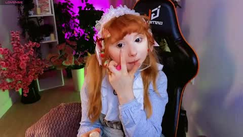 Snapshot of draculaura_ chatting on 05/07/26, 10:53 Draculaura online show from 05/07/26, 10:53