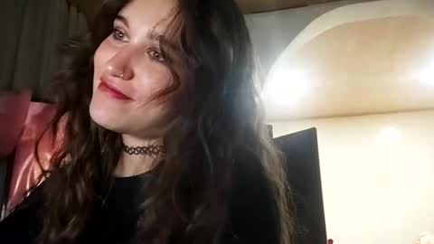 Snapshot of draculina69 chatting on 12/11/24, 12:12 draculina69 online show from 12/11/24, 12:12