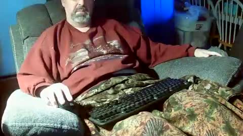 DragonBiMale online show from 12/21/24, 09:58