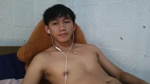 Snapshot of drain_me29 chatting on 10/26/25, 02:17 drain_me29 online show from 10/26/25, 02:17