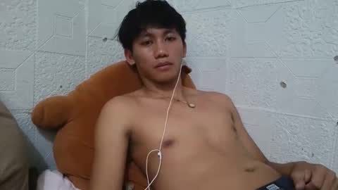 Snapshot of drain_me29 chatting on 11/01/25, 02:02 drain_me29 online show from 11/01/25, 02:02