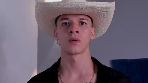 Snapshot of drake_carter1 chatting on 09/28/25, 01:11 drake_carter1 online show from 09/28/25, 01:11