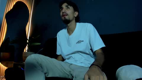 Snapshot of drake_franco chatting on 09/09/25, 12:15 drake_franco online show from 09/09/25, 12:15