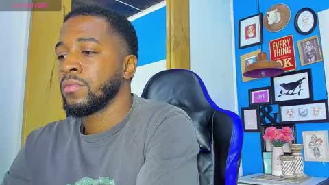 ---Drake--- online show from 10/08/25, 09:34