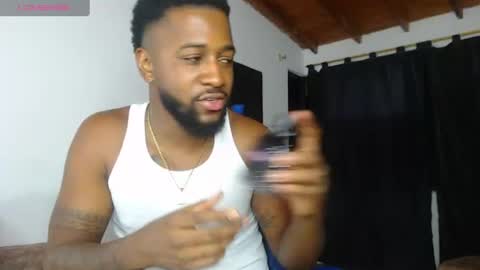 Snapshot of drake_nassir4 chatting on 07/09/26, 06:17 ---Drake--- online show from 07/09/26, 06:17