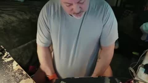 Snapshot of drake_r_darkrose chatting on 02/19/26, 05:14 Drake D Vamp aka Drake DarkRose online show from 02/19/26, 05:14