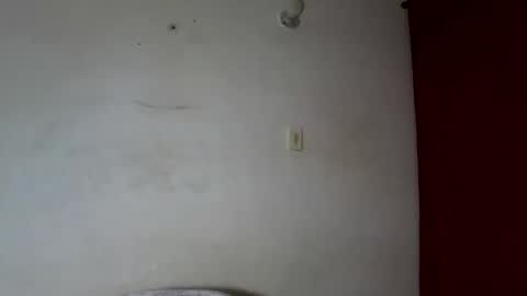 Snapshot of drakesonxx chatting on 10/31/25, 12:50 Andrs Independent Model online show from 10/31/25, 12:50