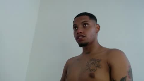 Snapshot of drako_monstercock chatting on 09/17/25, 07:59 drako_monstercock online show from 09/17/25, 07:59