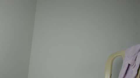 Snapshot of drako_monstercock chatting on 09/30/25, 06:18 drako_monstercock online show from 09/30/25, 06:18