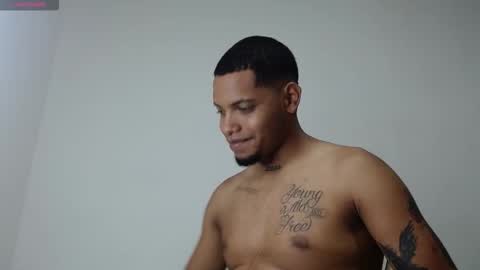 Snapshot of drako_monstercock chatting on 10/14/25, 04:46 drako_monstercock online show from 10/14/25, 04:46