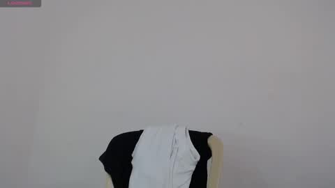 Snapshot of drako_monstercock chatting on 10/15/25, 05:13 drako_monstercock online show from 10/15/25, 05:13