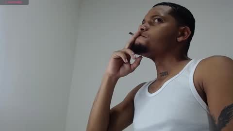 Snapshot of drako_monstercock chatting on 10/20/25, 06:52 drako_monstercock online show from 10/20/25, 06:52