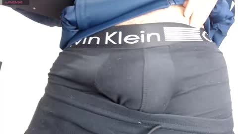 Snapshot of drako_monstercock chatting on 10/25/25, 11:29 drako_monstercock online show from 10/25/25, 11:29