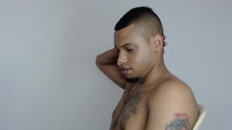 Snapshot of drako_monstercock chatting on 12/13/25, 09:09 drako_monstercock online show from 12/13/25, 09:09