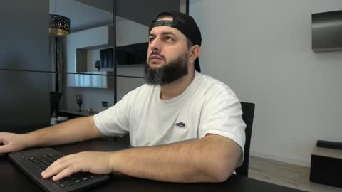 Snapshot of dravenpeak chatting on 11/10/25, 11:20 DravenPeak online show from 11/10/25, 11:20