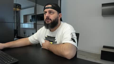 Snapshot of dravenpeak chatting on 12/01/25, 10:09 DravenPeak online show from 12/01/25, 10:09