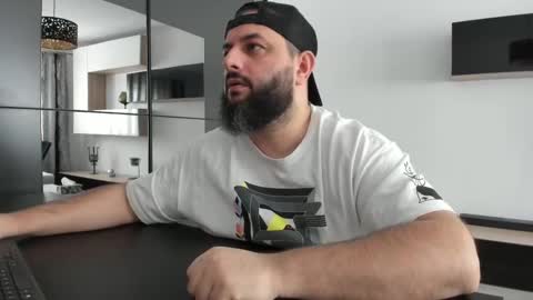 Snapshot of dravenpeak chatting on 12/04/25, 11:52 DravenPeak online show from 12/04/25, 11:52