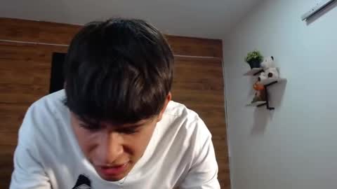 Snapshot of draxblade chatting on 11/19/25, 01:11 DraxBlade online show from 11/19/25, 01:11