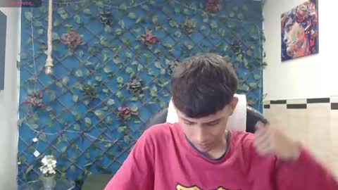 Snapshot of draxblade chatting on 12/17/25, 08:04 DraxBlade online show from 12/17/25, 08:04