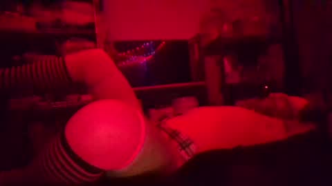 Snapshot of dreadedchefloxxx chatting on 03/10/25, 12:37 DreadedChefLoXXX online show from 03/10/25, 12:37