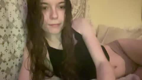 ur dream girl online show from 11/19/25, 04:34