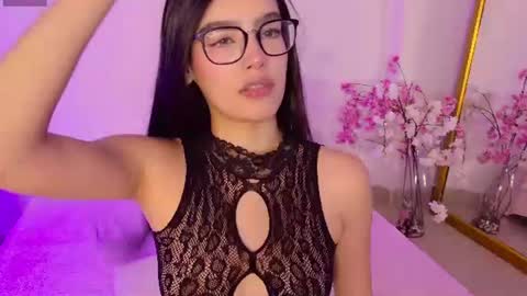 Snapshot of dream_eye chatting on 06/22/26, 07:22 dream_eye online show from 06/22/26, 07:22