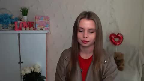 Mari online show from 09/26/25, 07:34