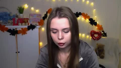 Mari online show from 10/10/25, 05:39